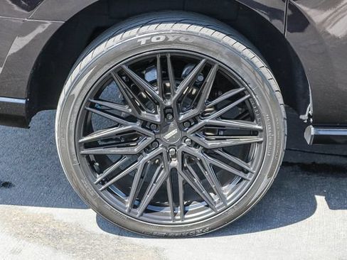 Used 2024 Ford Expedition Max Limited AWD/4WD image 13