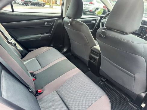 Used 2018 Toyota Corolla LE FWD image 20