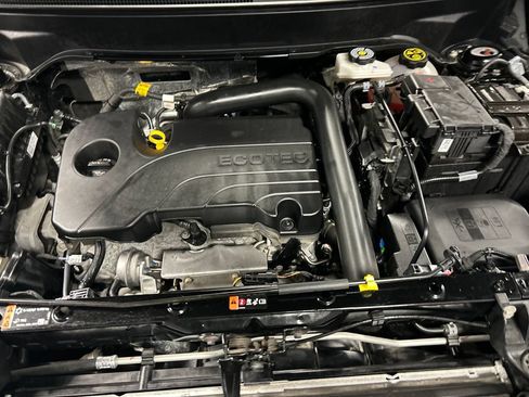 Used 2024 Chevrolet Equinox LT w/ LPO, Floor Liner Package FWD image 26