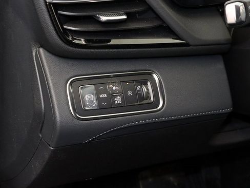 New 2026 Buick Enclave Avenir w/ Super Cruise Package image 25