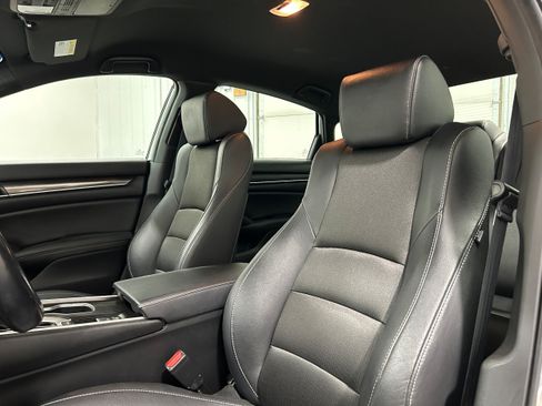Used 2020 Honda Accord Sport image 25