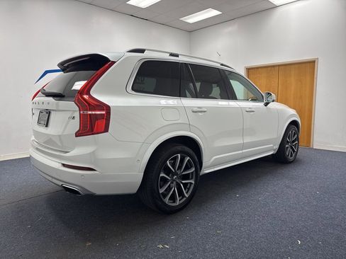 Used 2019 Volvo XC90 T6 Momentum w/ Advanced Package AWD/4WD image 3
