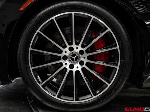 Used 2024 Mercedes-Benz S 580e 4MATIC Sedan image 20