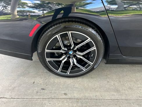 Used 2026 BMW 740i xDrive AWD/4WD image 22