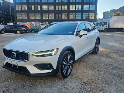 Certified 2024 Volvo V60 B5 Cross Country Plus