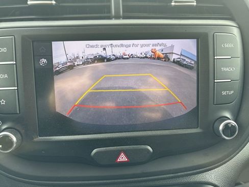 Used 2022 Kia Soul LX FWD image 20
