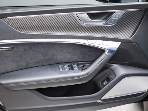 Used 2024 Audi RS 7 Performance w/ Bronze Edition image 31