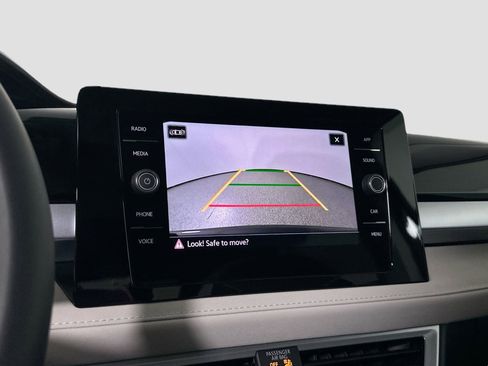 New 2025 Volkswagen Taos SE image 11