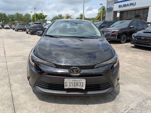 Used 2024 Toyota Corolla LE FWD image 9