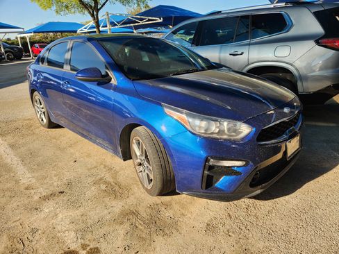 Used 2019 Kia Forte S image 1