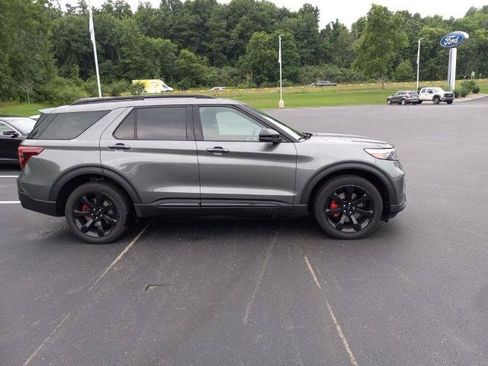 Certified 2023 Ford Explorer ST w/ Equipment Group 401A AWD/4WD image 4