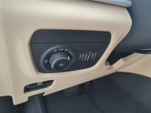 Used 2022 Jeep Grand Cherokee Limited AWD/4WD image 22