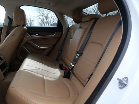 Certified 2021 Jaguar XF SE image 16