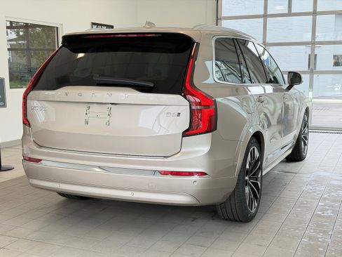 New 2026 Volvo XC90 B6 Ultra w/ Protection Package Premier AWD/4WD image 6