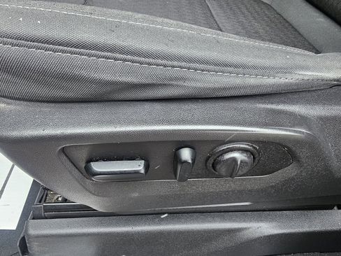 Used 2021 GMC Sierra 1500 Elevation image 18