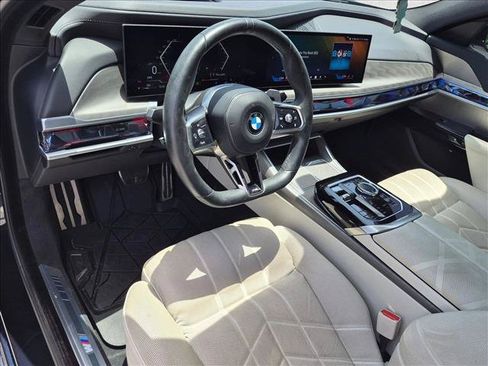 Used 2023 BMW 740i w/ Parking Assistance Package RWD image 2