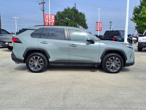 Used 2023 Toyota RAV4 XLE Premium AWD/4WD image 4