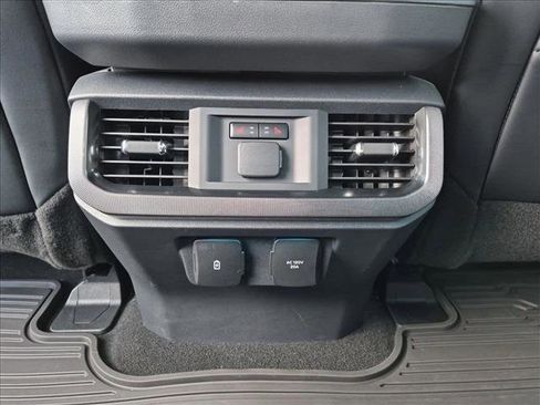 Used 2024 Ford F150 Platinum w/ Equipment Group 702A High AWD/4WD image 18