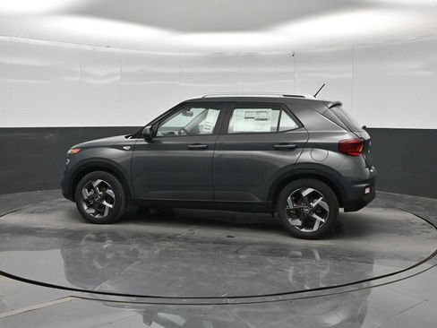 New 2026 Hyundai Venue SEL FWD image 5