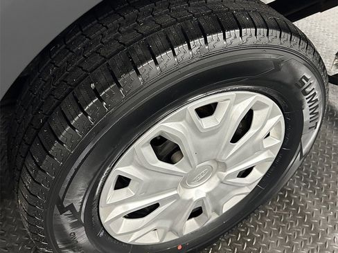 Used 2016 Ford Transit 350 XLT image 21