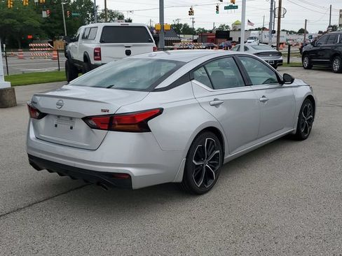 Used 2024 Nissan Altima 2.5 SR FWD image 6