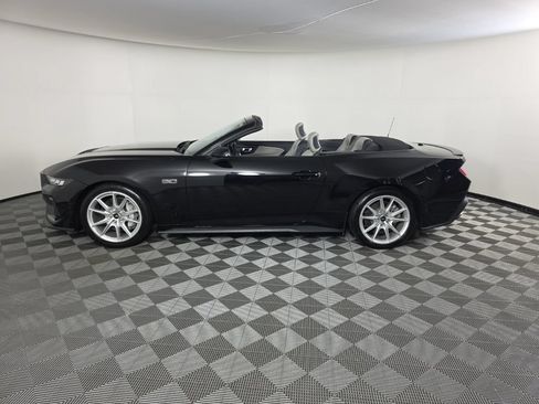 Used 2024 Ford Mustang GT Premium RWD image 33