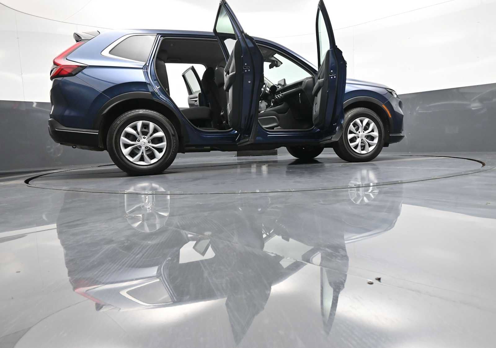 Certified 2025 Honda CR-V LX image 47