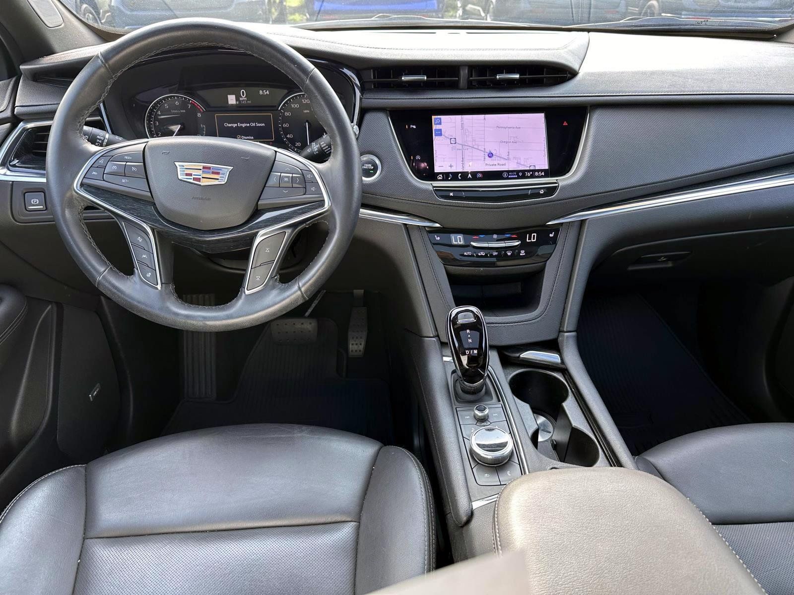 Used 2023 Cadillac XT5 Premium Luxury AWD/4WD image 17