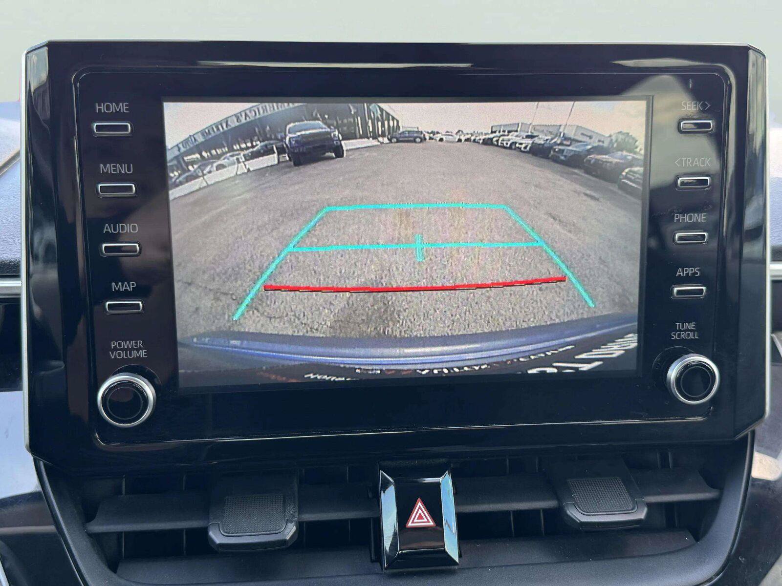 Used 2020 Toyota Corolla LE FWD image 28