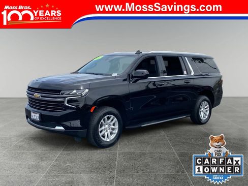 Used 2024 Chevrolet Suburban LT image 1