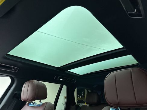New 2026 Land Rover Range Rover SE AWD/4WD image 11