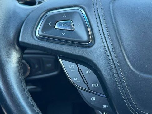 Used 2017 Lincoln MKZ Reserve FWD image 19