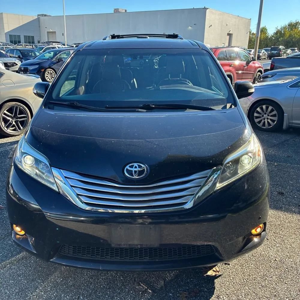Used 2016 Toyota Sienna Limited Premium AWD/4WD image 12
