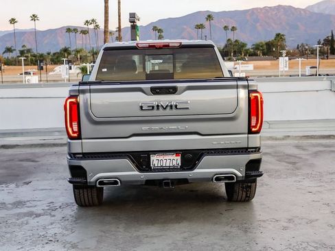 Used 2024 GMC Sierra 1500 Denali Ultimate image 8