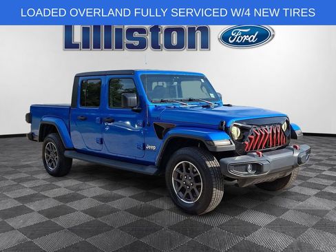 Used 2022 Jeep Gladiator Overland w/ Popular Equipment Package AWD/4WD image 3