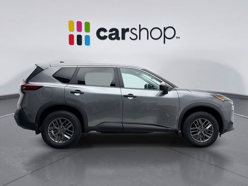 Used 2023 Nissan Rogue S image 6