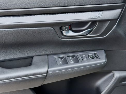 Used 2025 Honda CR-V EX image 14