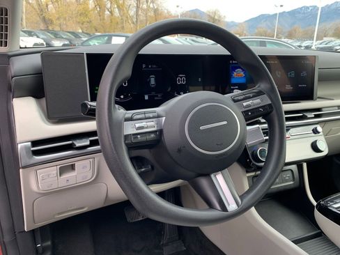 Used 2025 Hyundai Tucson Blue image 35