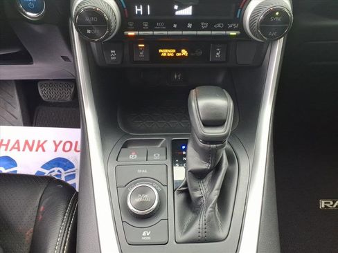 Used 2019 Toyota RAV4 XLE image 26