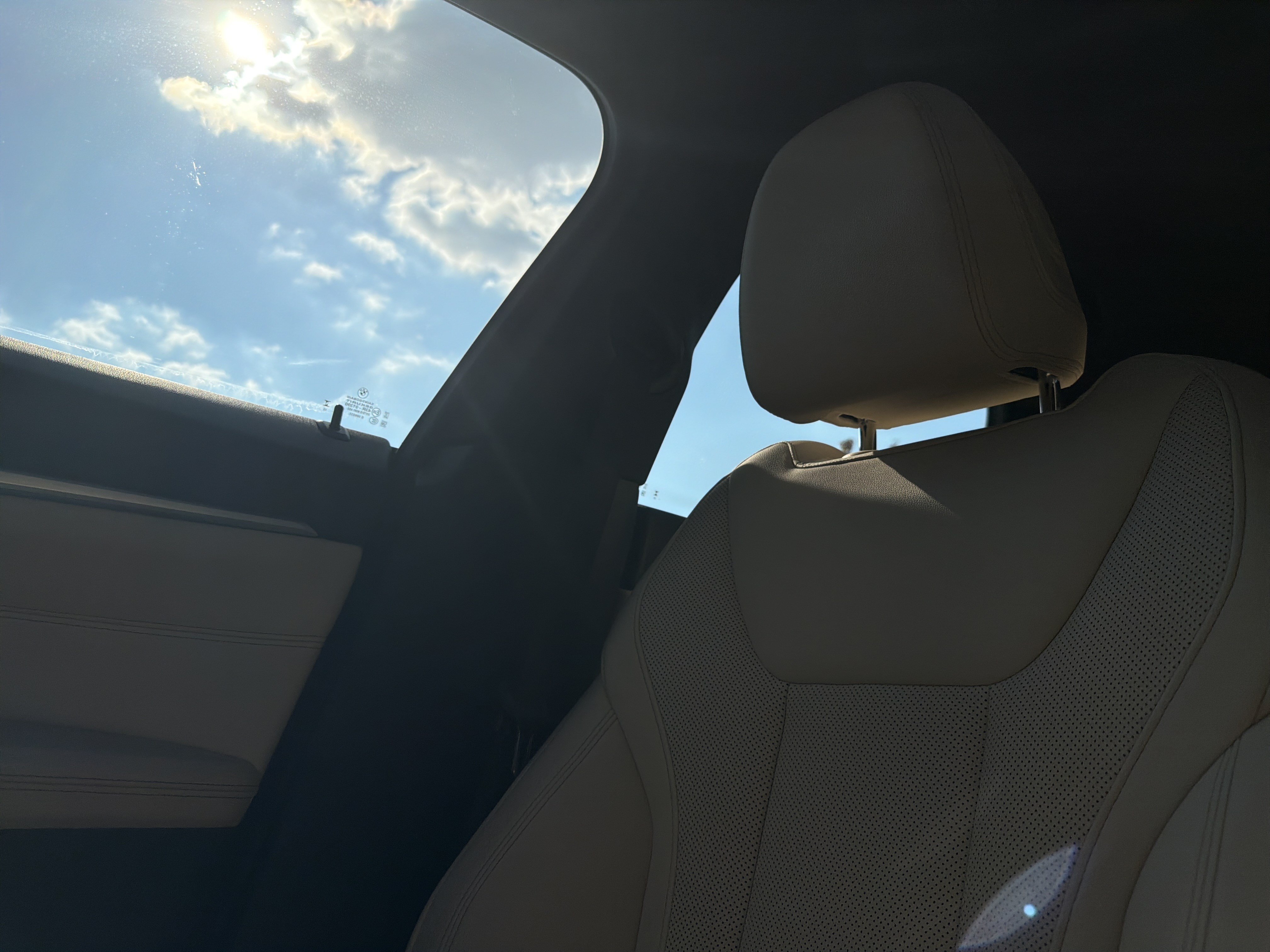 Used 2023 BMW i4 eDrive40 w/ Premium Package RWD image 46