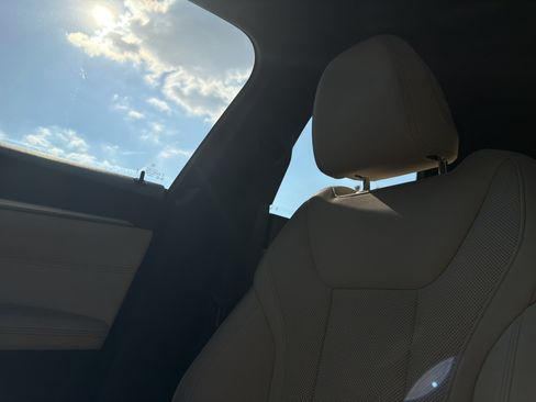 Used 2023 BMW i4 eDrive40 w/ Premium Package RWD image 46