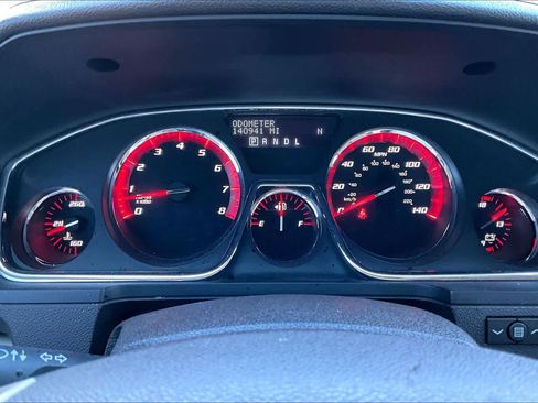 Used 2015 GMC Acadia Denali image 23