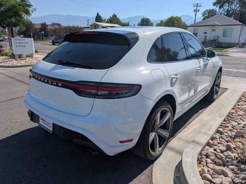 Used 2024 Porsche Macan AWD/4WD image 5