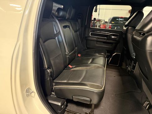 Used 2022 RAM 2500 Laramie w/ Night Edition AWD/4WD image 13