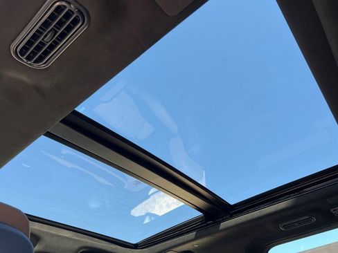 New 2026 Lincoln Navigator Black Label AWD/4WD image 39