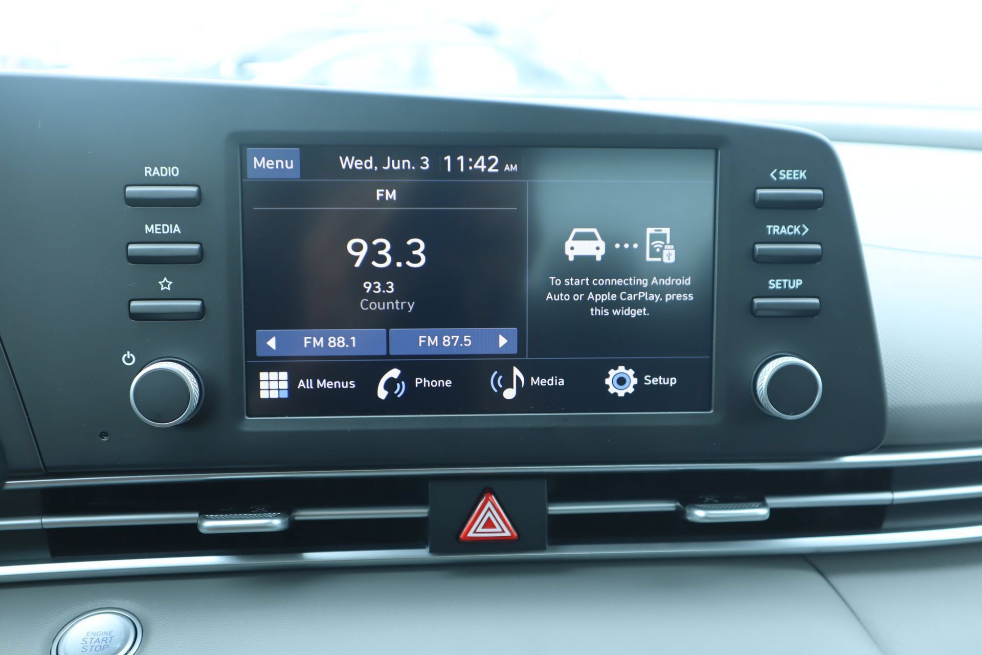 New 2026 Hyundai Elantra Sport FWD image 13