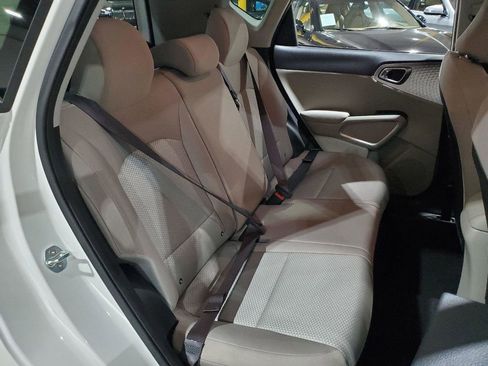 Used 2022 Kia Soul LX w/ Technology Package image 22