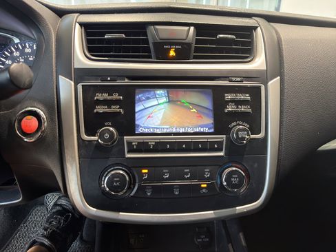 Used 2017 Nissan Altima 2.5 SR image 12