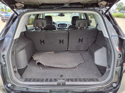 Used 2019 GMC Terrain SLT FWD image 18