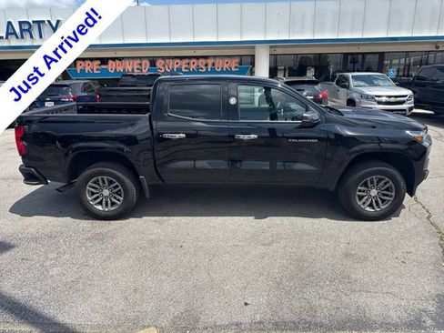 Used 2024 Chevrolet Colorado LT w/ LT Convenience Package RWD image 2